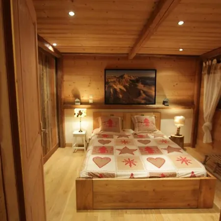 Cozy Dans 6 Pers Voiture 4 Roues Motrice A Dispo Apartment La Clusaz